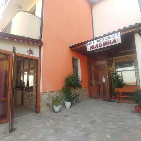 Semesteranläggning (resort) Complex Magura 2*