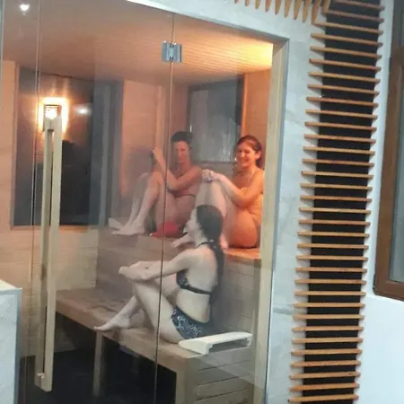 Semesteranläggning (resort) Complex Magura