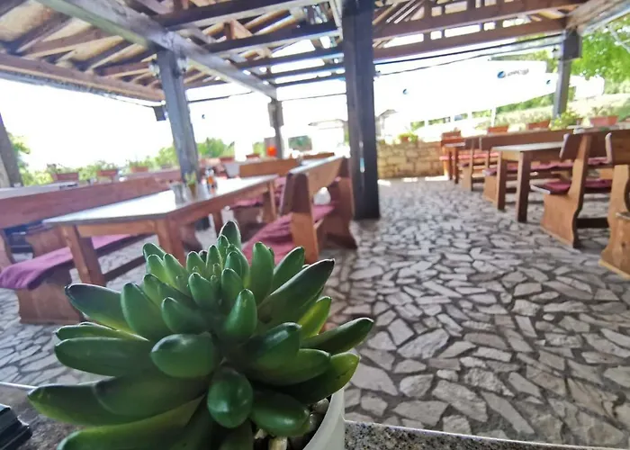 Complex Magura Rabisha